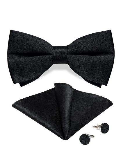 Gold Classic Pre-tied Bowtie