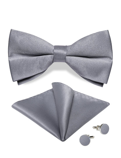 Gold Classic Pre-tied Bowtie