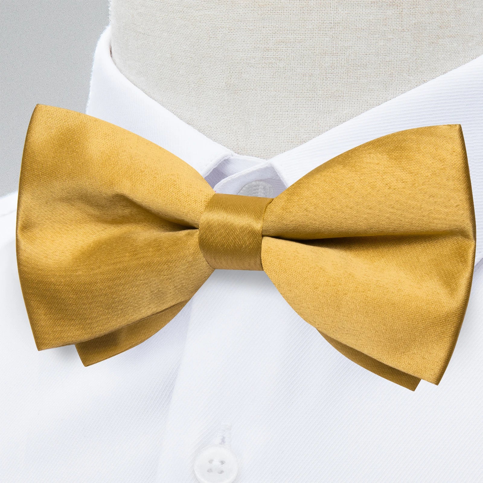 Gold Classic Pre-tied Bowtie